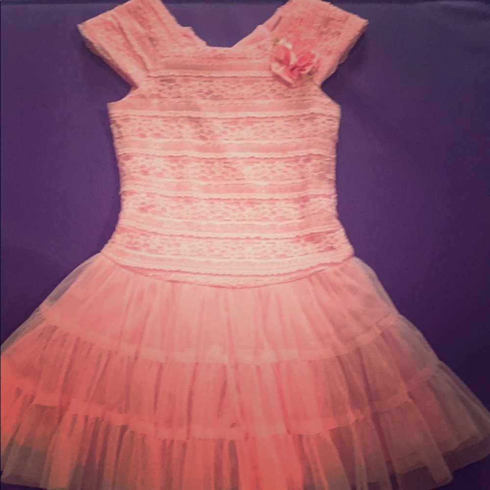 Pretty in Pink lace tutu dress 👗